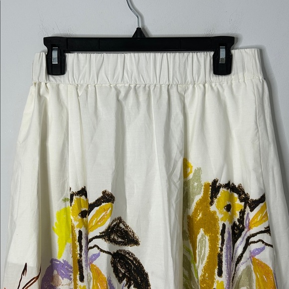 Marie Oliver Sasha Midi Skirt in Bouquet - Picture 3 of 9